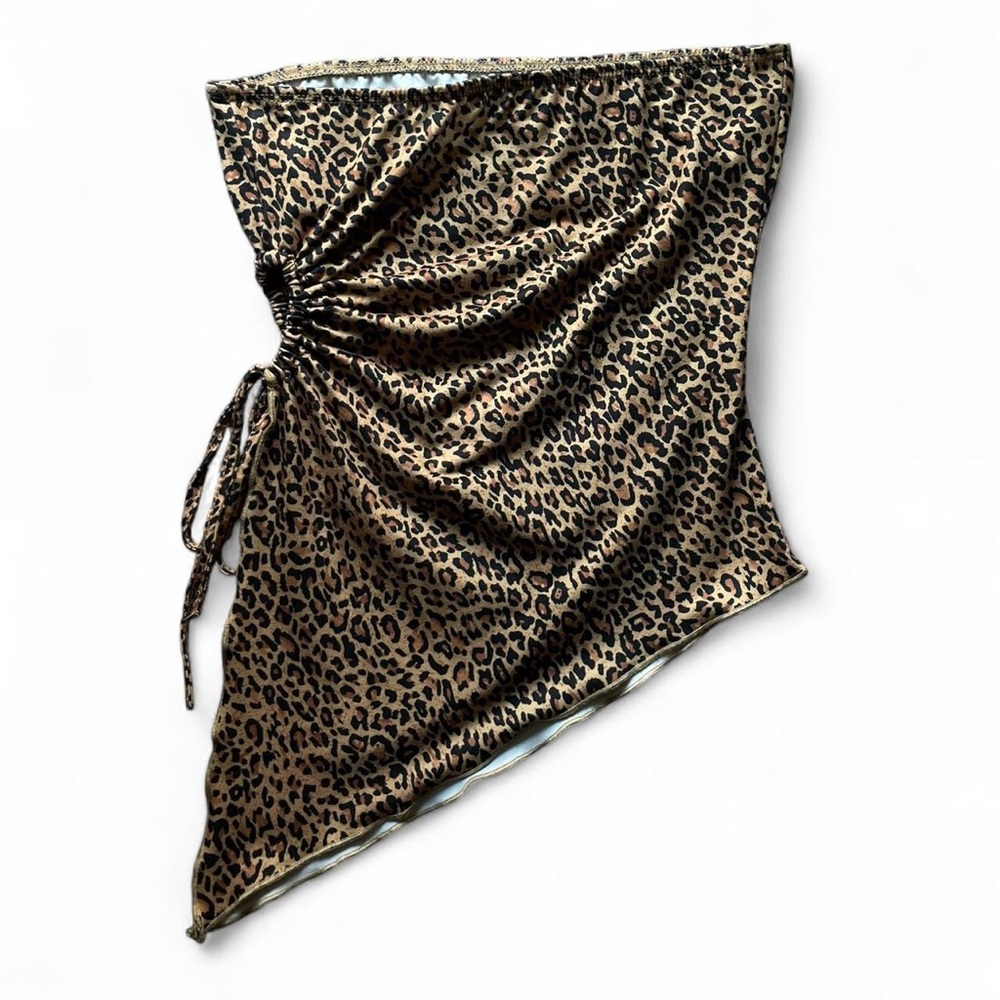 SHEIN Leopard Print Asymmetrical Tube Top